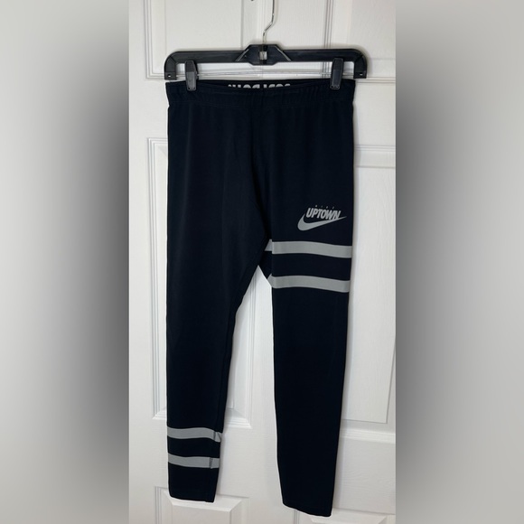 Nike Medium Leggings - Black - Picture 3 of 4
